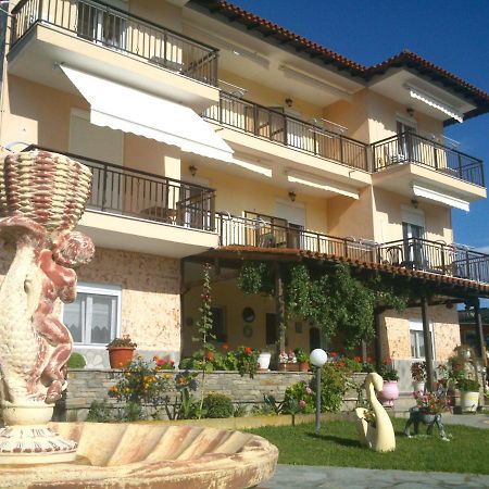 Apartamento Sofia & Lakis House Ormos Panagias Exterior foto